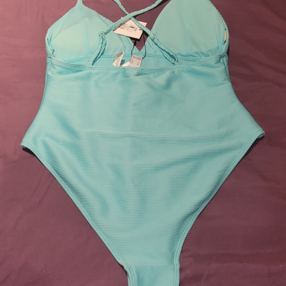 Bathing suit - Picture 2 of 2